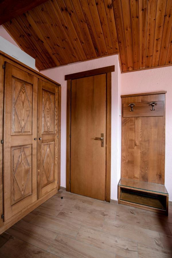 Hotel Cecchin Aosta Exterior foto